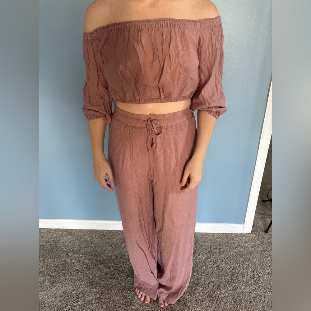 Matching crop & pants set
